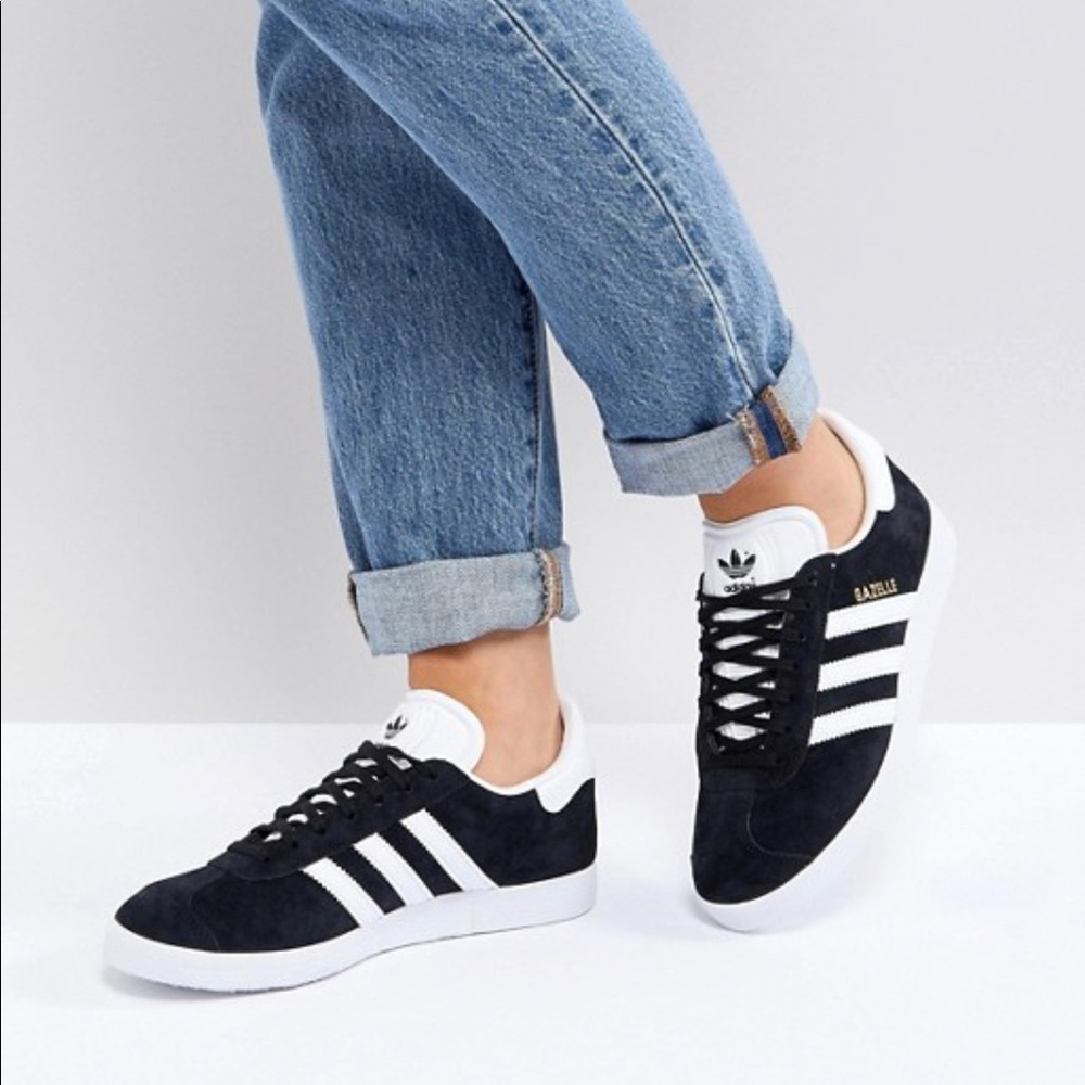 Adidas Gazelle Sneakers